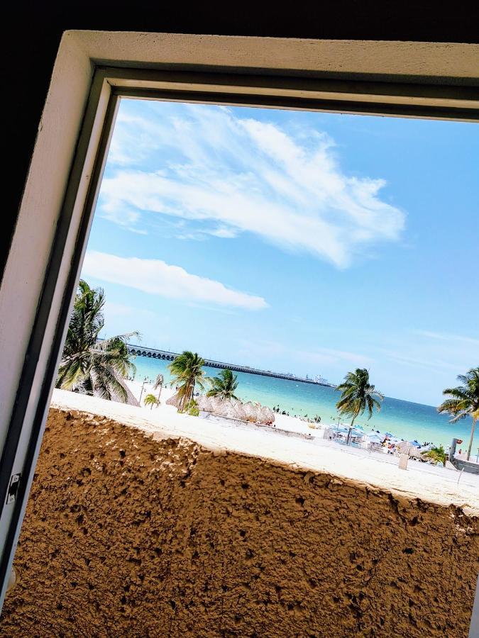 Le Blue Coast Aparthotel Progreso  Bagian luar foto